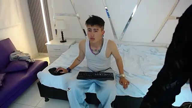 Chat +18 de oblivionlove ao vivo