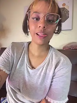 LeylaKnox Chat XXX live