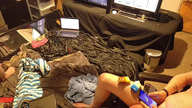 AQuickPhyx 라이브 XXX 채팅