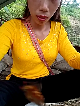 Elena_Mia – webcam-show