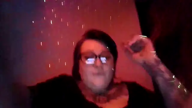 PaynefullPleasure webcam show