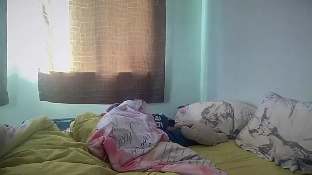 Diamond_Tyler élő XXX-chatje