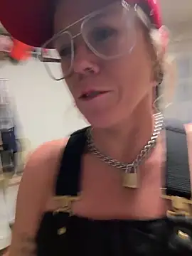 Онлайн чат XXX goodgirlbabydoll