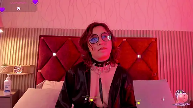 Show de Kiri_Velvet na webcam