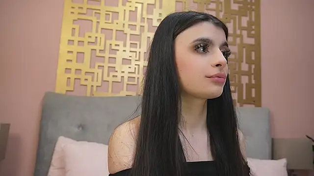 SweettLunaa Adlı Modelin Canlı XXX Sohbeti