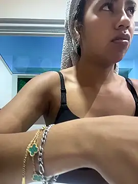 Онлайн чат XXX Kimmiebellarie