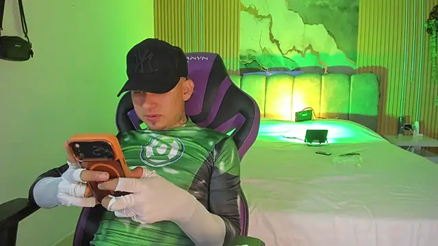 Онлайн чат XXX Owen_Drake