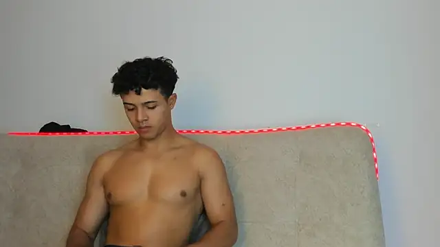 _Alex_Colton: онлайн-секс-чат