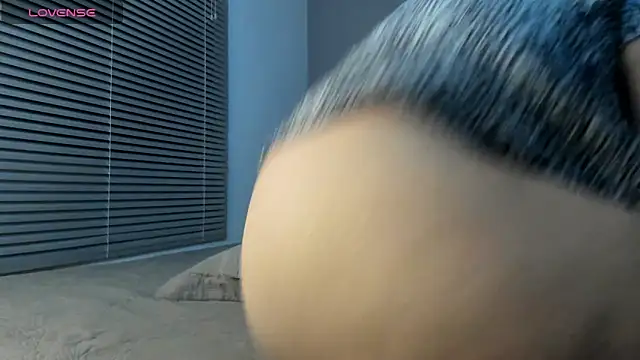 Онлайн чат XXX Latin_boy_surprisee