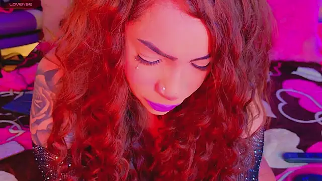 แชท XXX สดของ macasweet