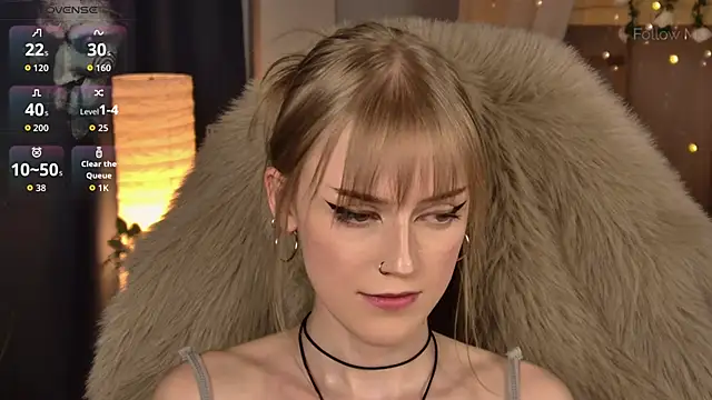 แชท XXX สดของ KiraMontoya