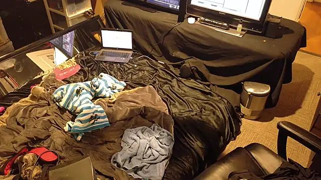 AQuickPhyx 라이브 XXX 채팅