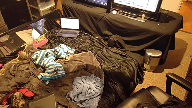 AQuickPhyx – Kamerová šou