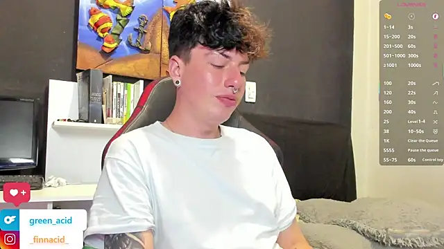 Green_acid01 Show in webcam