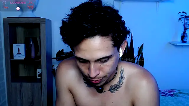 Magnuz_Col Live XXX-Chat