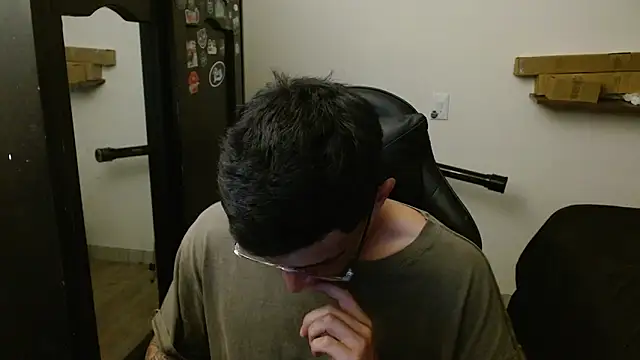 kv___xxx_ 在線直播表演