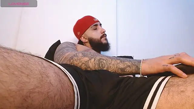 SantiagoHincapiie ওয়েবক্যাম শো