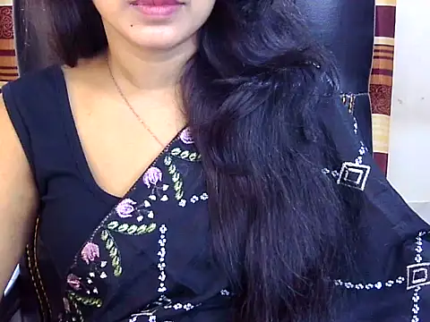 Noor_Zarinn Webbikameraesitys