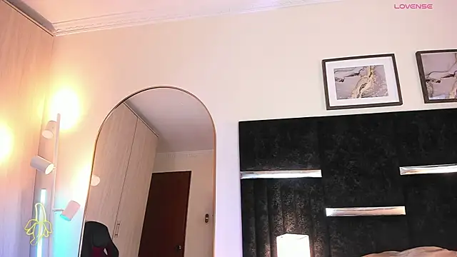 ItsMeEros 现场XXX聊天