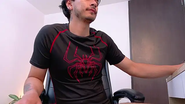 Онлайн чат XXX Elian_savoy