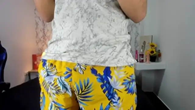 Alejandra_and_James_ Live XXX-Chat