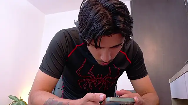 Elian_savoy Show Webcam