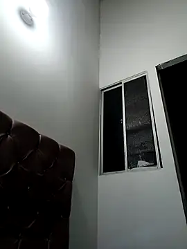 Amanda39のライブXXXチャット