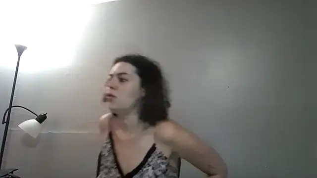 ali18of1 Webcam-Show