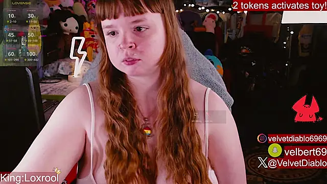 VelvetDiablo 即時 XXX 聊天