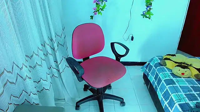 دردشة TaylorMon الجنسية المباشرة