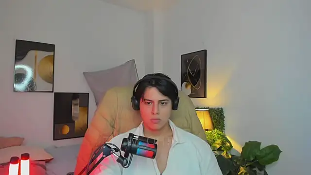 Thom_Ohtani Live XXX Chat