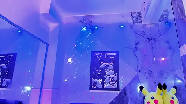 แชท XXX สดของ Isabella_stanford2