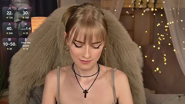 KiraMontoya's Live XXX Chat