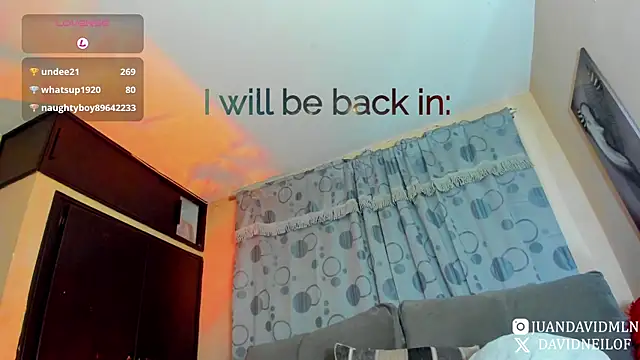 DavidNeill Adlı Modelin Canlı XXX Sohbeti