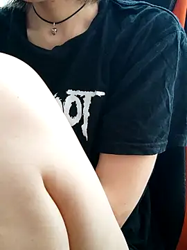 Aashikalaa live XXX chat