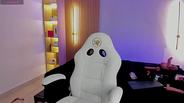 liah_cleir: онлайн-секс-чат