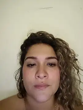 Sara_smiiith211 网络视讯表演