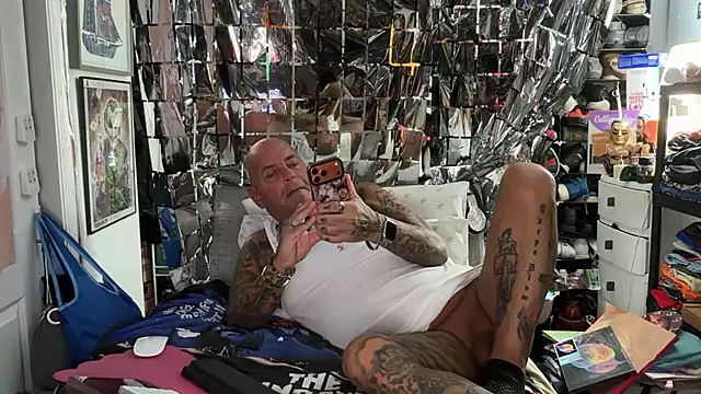 Онлайн чат XXX lovetatts64