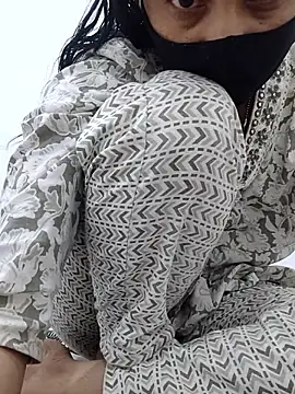 แชท XXX สดของ Saishaa