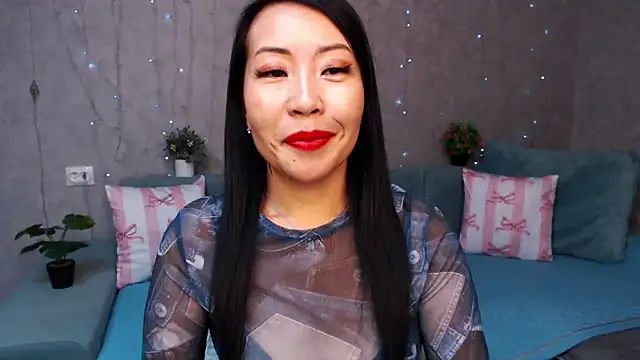 دردشة LiaPak الجنسية المباشرة