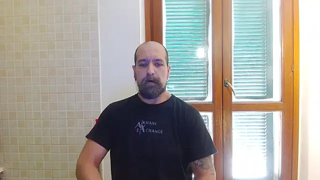 AMIRDIB2025 Adlı Modelin Canlı XXX Sohbeti