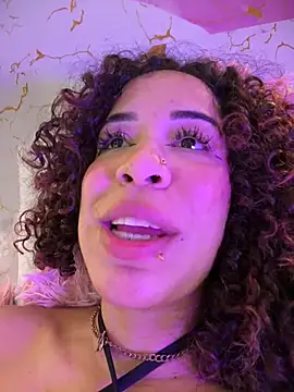 دردشة Woo_isDaphne الجنسية المباشرة