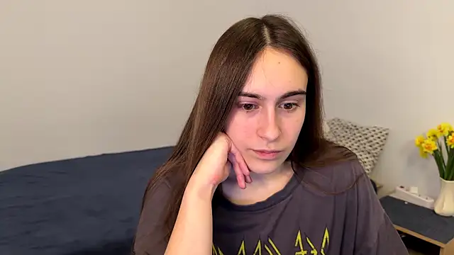 AliceKollttのライブXXXチャット