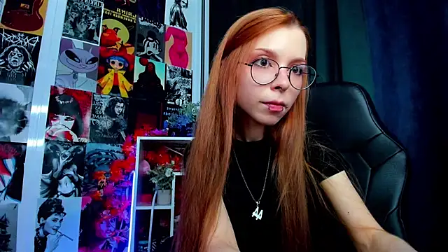 Star_Tarra's Live XXX Chat