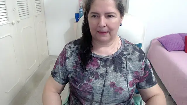 leonela_69 Chat XXX in diretta