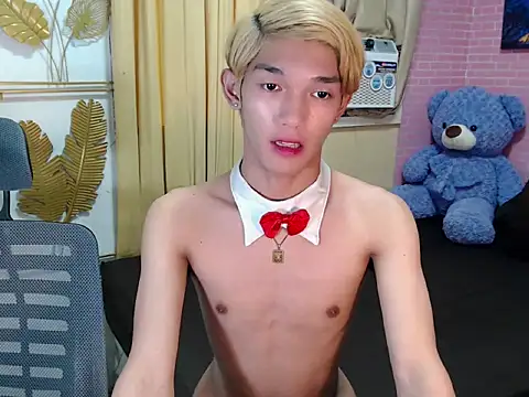 عرض كام urasian_john18