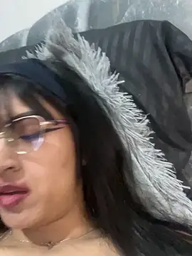 ValentinaEvanz Adlı Modelin Canlı XXX Sohbeti