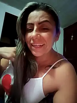 maynor_1998's Live XXX Chat