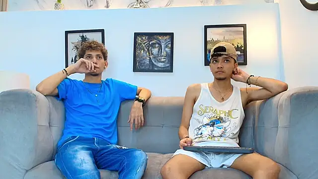 YOUNG_BOYS_HELL Pertunjukan Webcam