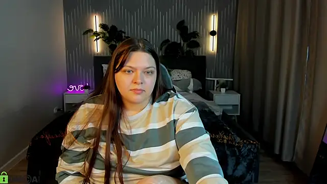 Chat XXX en directo de Evelyne_Loo